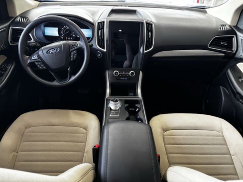 Used 2022 Ford Edge SE AWD/4WD image 9