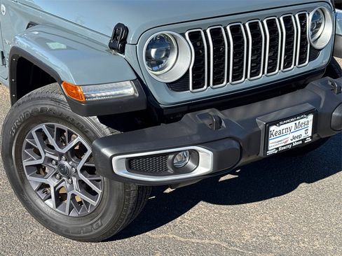 Used 2024 Jeep Wrangler Sahara image 2