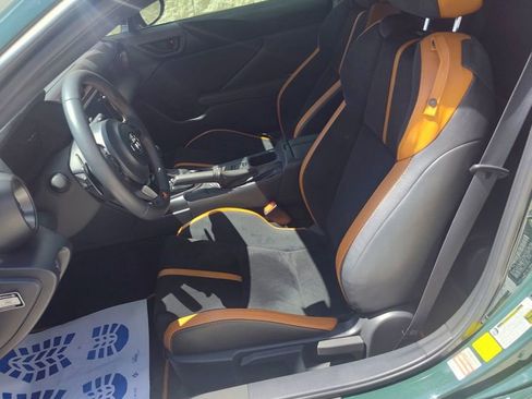 Used 2025 Toyota GR86 Hakone Edition RWD image 8