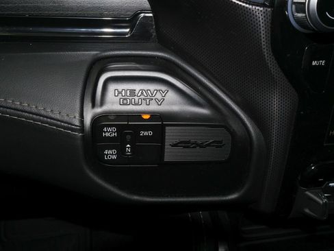Used 2024 RAM 2500 Limited AWD/4WD image 28