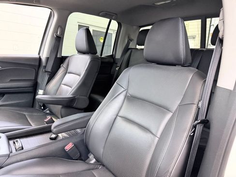 Used 2023 Honda Ridgeline RTL-E image 16