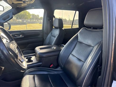 Used 2021 GMC Yukon SLT RWD image 9
