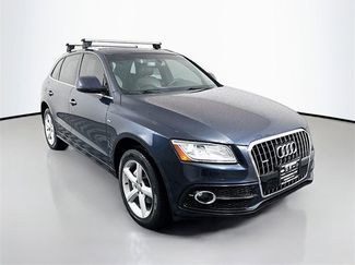 Used 2017 Audi Q5 2.0T Premium Plus w/ Technology Package image 1