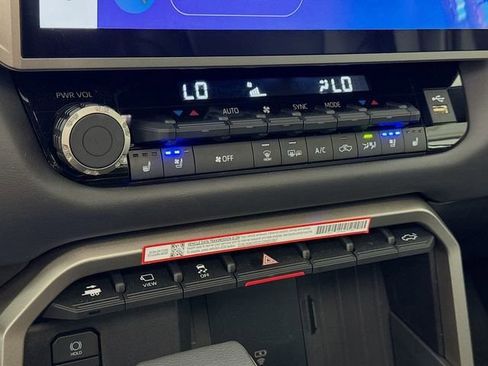 New 2026 Toyota Tundra Platinum AWD/4WD image 15