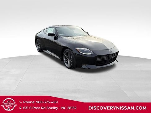New 2026 Nissan Z Performance w/ Floor Mat Package RWD image 5