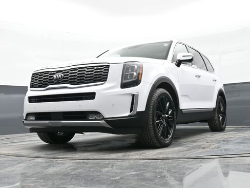 Used 2021 Kia Telluride SX w/ SX Prestige Package image 46