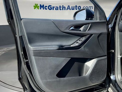 Used 2025 Chevrolet Equinox LT AWD/4WD image 19