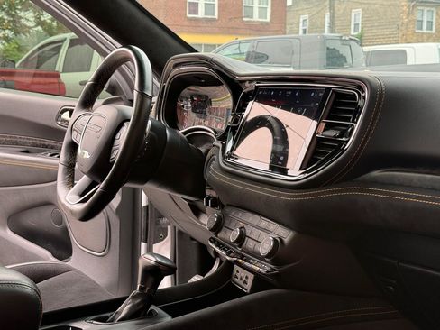 Used 2023 Dodge Durango R/T w/ Hemi Orange Plus Package AWD/4WD image 34