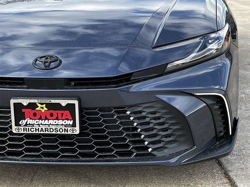 New 2026 Toyota Camry SE image 8