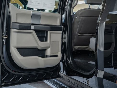 Used 2021 Ford F250 XLT w/ XLT Premium Package image 45