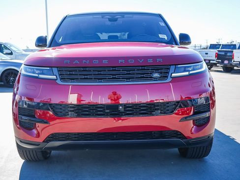 Used 2023 Land Rover Range Rover Sport SE image 2