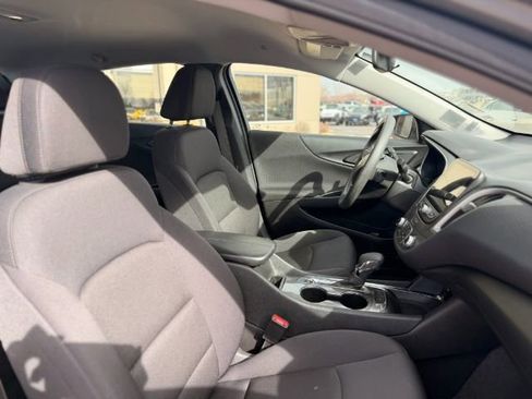 Used 2025 Chevrolet Malibu LT FWD image 24