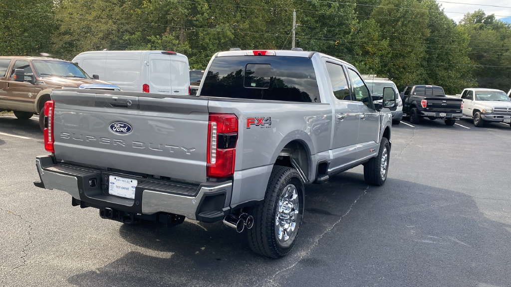 New 2027 Ford F350 Lariat w/ Lariat Premium Package AWD/4WD image 5