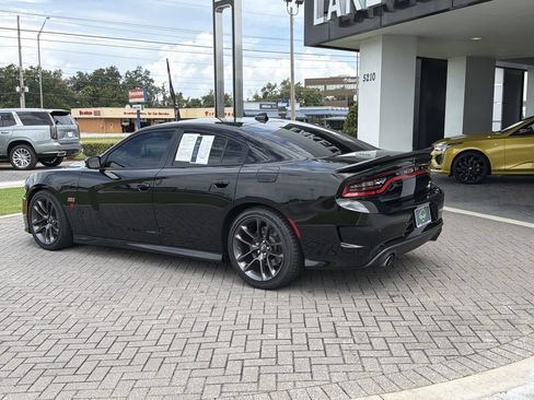 Used 2023 Dodge Charger Scat Pack w/ Harman/Kardon Audio Group RWD image 4