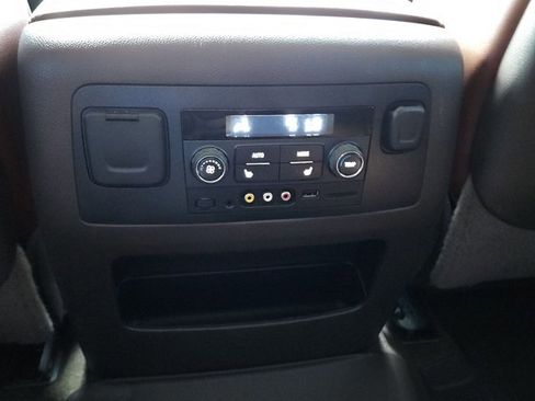 Used 2015 Chevrolet Tahoe LTZ AWD/4WD image 19