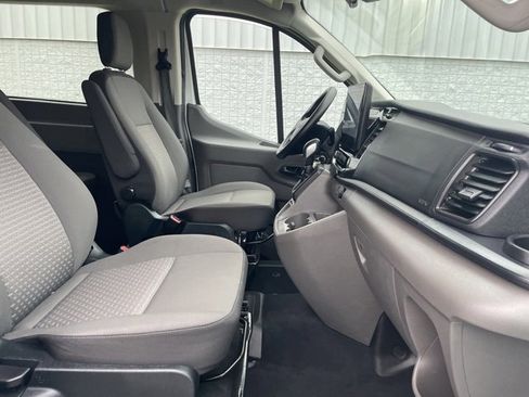 Used 2023 Ford Transit 350 XLT image 12