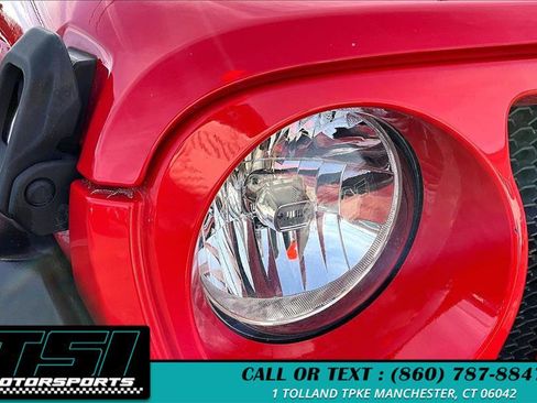 Used 2019 Jeep Wrangler Sport image 29