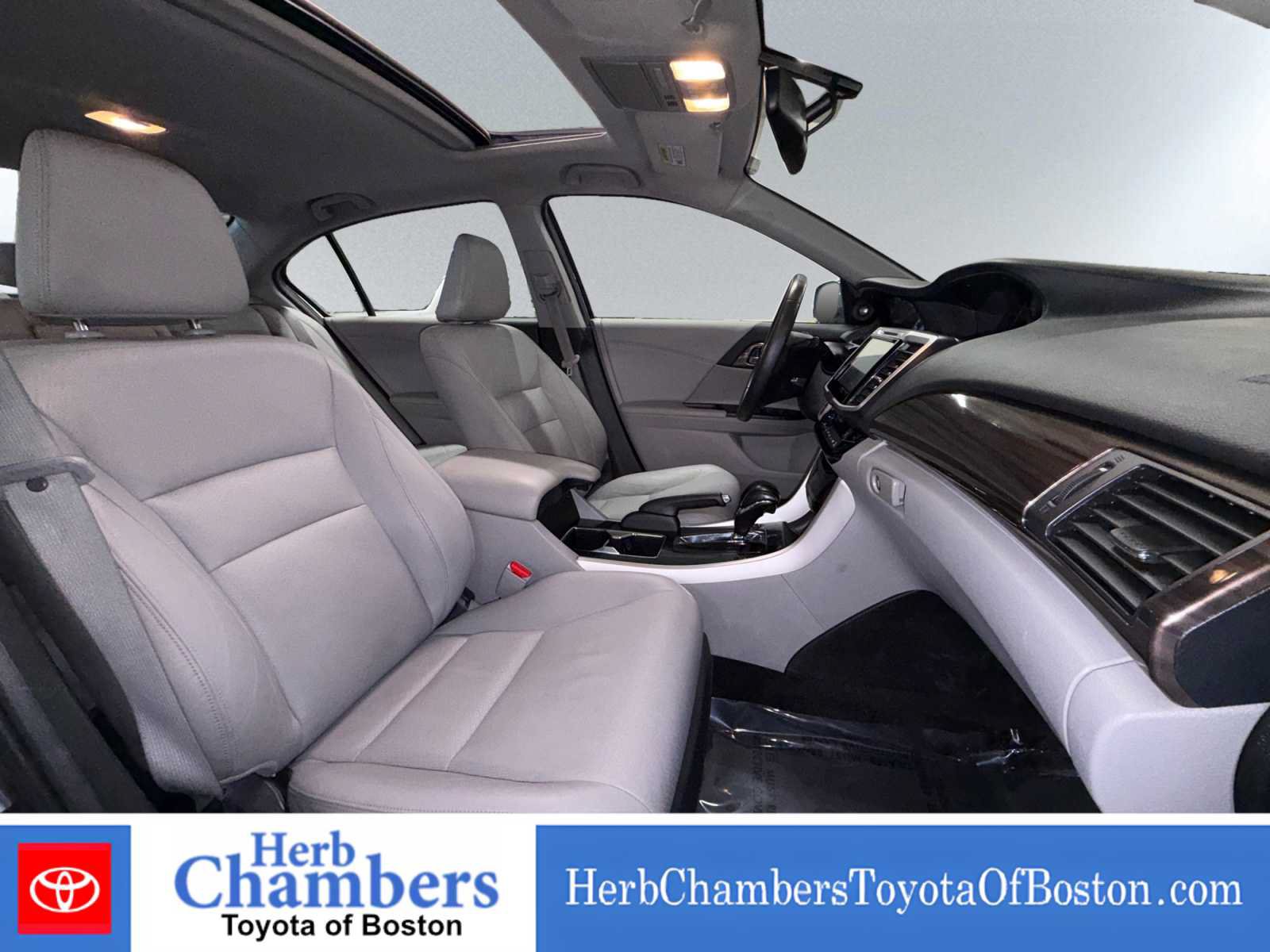 Used 2016 Honda Accord EX-L image 18