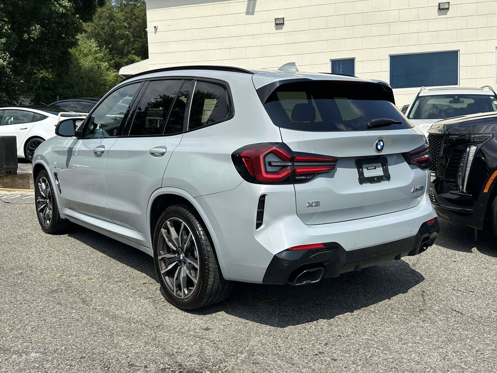 Used 2022 BMW X3 M40i w/ Premium Package Essential AWD/4WD image 5