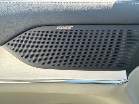 Certified 2025 Volvo EX90 Ultra w/ Protection Package Premier image 18