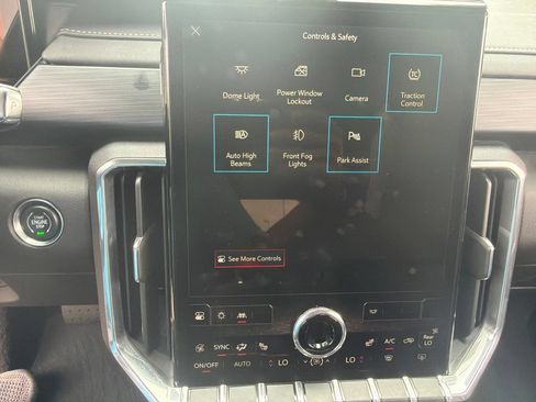 Used 2024 GMC Acadia Elevation AWD/4WD image 15