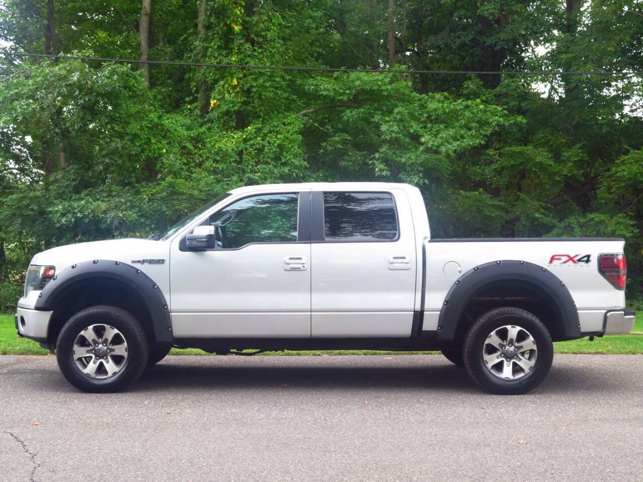 Used 2013 Ford F150 FX4 w/ Luxury Equipment Group AWD/4WD image 2