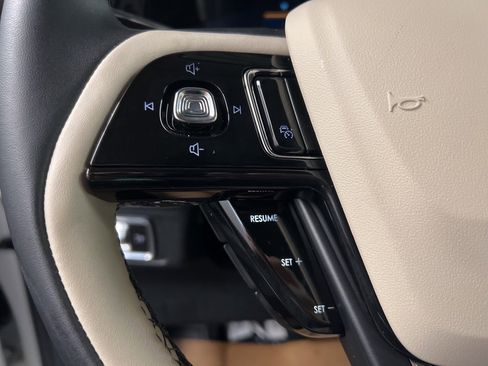 New 2026 Lincoln Corsair Premiere image 17