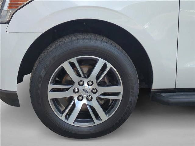 Used 2024 Ford Expedition Max Limited AWD/4WD image 28
