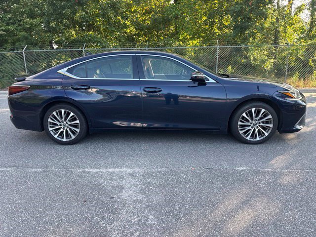 Used 2021 Lexus ES 350 w/ Premium Package FWD image 4