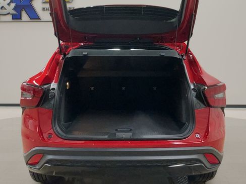 New 2026 Chevrolet Trax RS FWD image 8