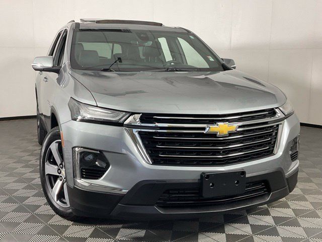 Used 2023 Chevrolet Traverse LT w/ LT Premium Package AWD/4WD image 47