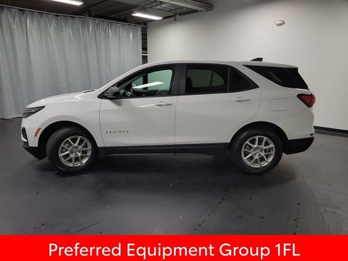Used 2024 Chevrolet Equinox LS w/ LS Convenience Package AWD/4WD image 5