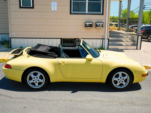 Used 1997 Porsche 911 Carrera RWD image 4