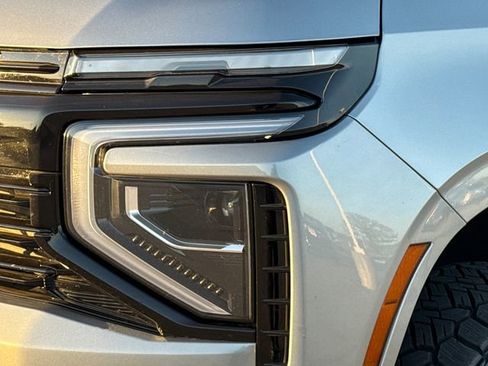 Used 2025 Chevrolet Tahoe RST w/ Comfort Package image 4