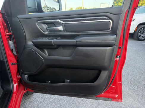 Used 2025 RAM 1500 Big Horn AWD/4WD image 12