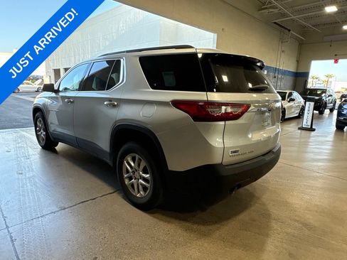 Used 2021 Chevrolet Traverse LT AWD/4WD image 4