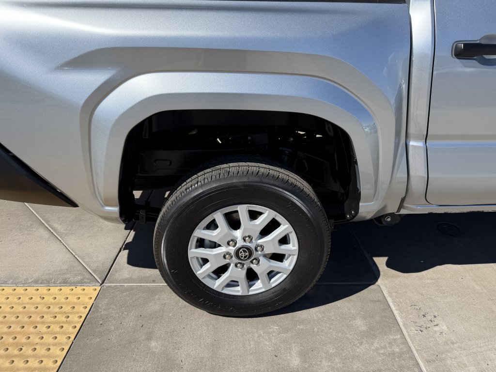 Used 2025 Toyota Tacoma SR RWD image 15