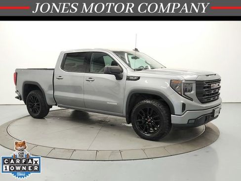 Used 2023 GMC Sierra 1500 Elevation w/ X31 Off-Road Package AWD/4WD image 1