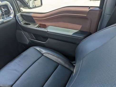 Used 2023 Ford F150 Lariat AWD/4WD image 18