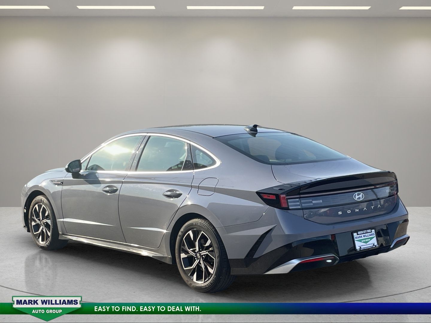 Used 2025 Hyundai Sonata SEL FWD image 6