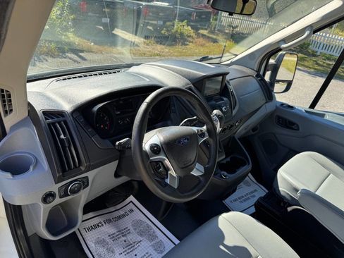 Used 2019 Ford Transit 350 XL image 23