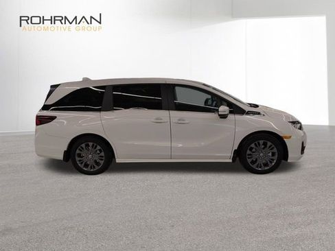 New 2026 Honda Odyssey Touring image 39