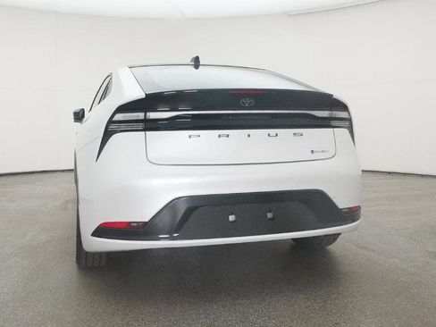 New 2026 Toyota Prius Plug-In Hybrid image 15