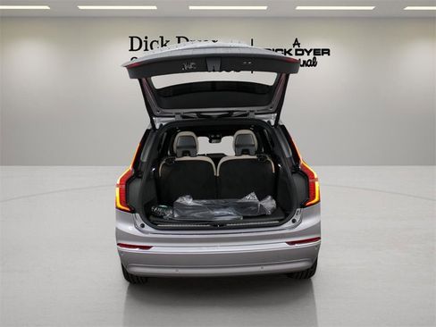 New 2026 Volvo XC90 B6 Plus w/ Protection Package Premier image 30