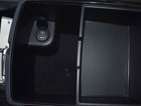 Used 2019 Kia Sorento EX w/ EX Touring Package image 35