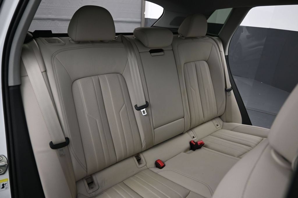 Used 2019 Audi e-tron Premium Plus AWD/4WD image 34