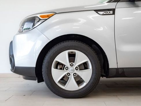Used 2015 Kia Soul FWD image 18