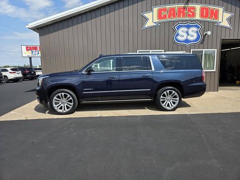 Used 2019 GMC Yukon XL Denali w/ Denali Ultimate Package AWD/4WD image 52