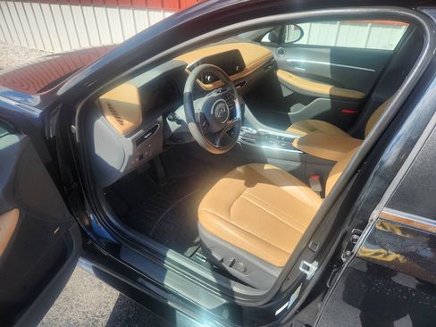 Used 2020 Hyundai Sonata SEL w/ Premium Package FWD image 11