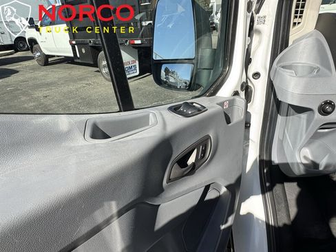 Used 2019 Ford Transit 250 250 T250 Medium Roof Cargo image 18